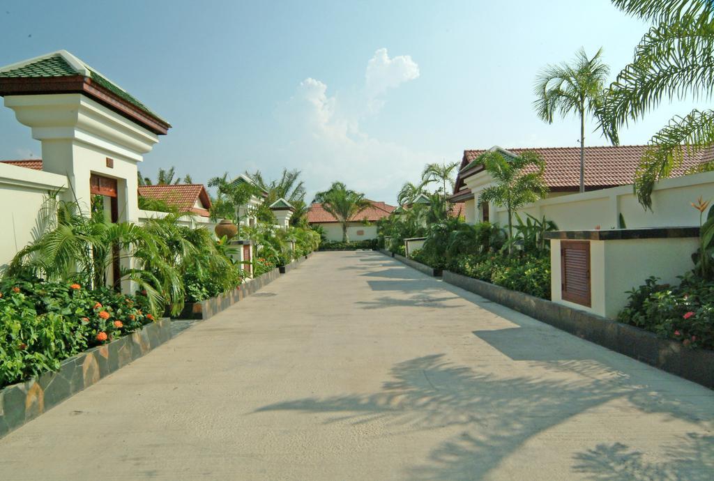 View Talay Villas 촌부리 외부 사진